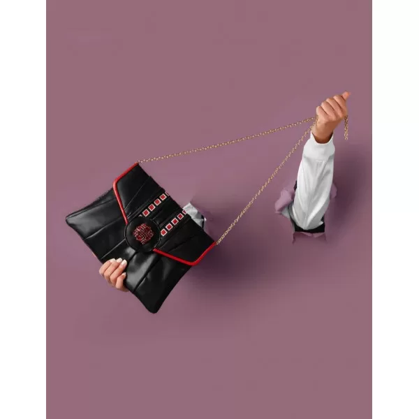 A Night At The Opera Handbag - Τσάντα φάκελος μαύρη