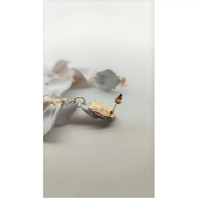 Leafy Earrings - Λευκό Leafy Earrings - Λευκό