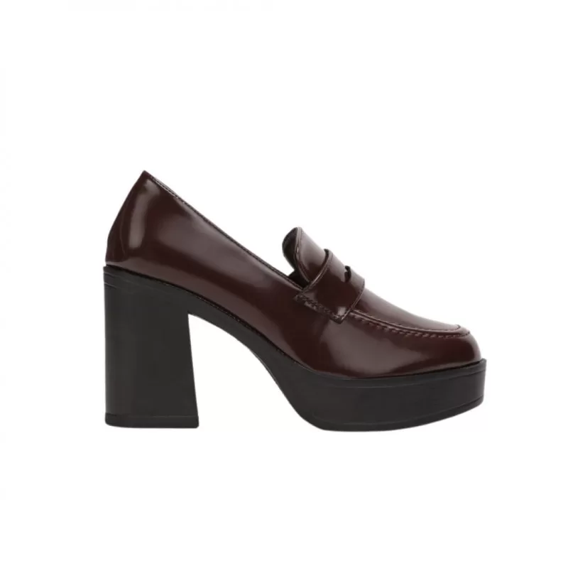 Γόβες Loafers Λουστρίνι - Καφέ Γόβες Loafers Λουστρίνι - Καφέ