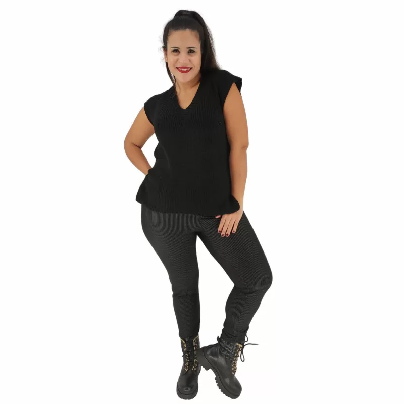 Plus Size Κολάν με Λεπτές Ρίγες - Μαύρο Plus Size Κολάν με Λεπτές Ρίγες - Μαύρο